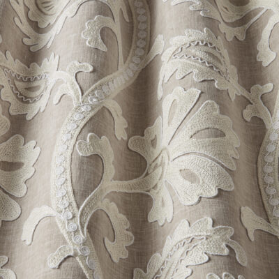 Il Seraph swatch